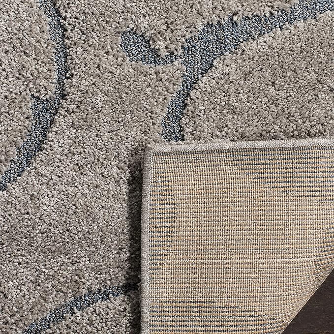 SAFAVIEH Florida Shag Collection Area Rug - 4' Square, Grey & Light Blue, Scroll Design, Non-Shedding & Easy Care, 1.2-inch Thick Ideal for High Traffic Areas in Living Room, Bedroom (SG455-1160)